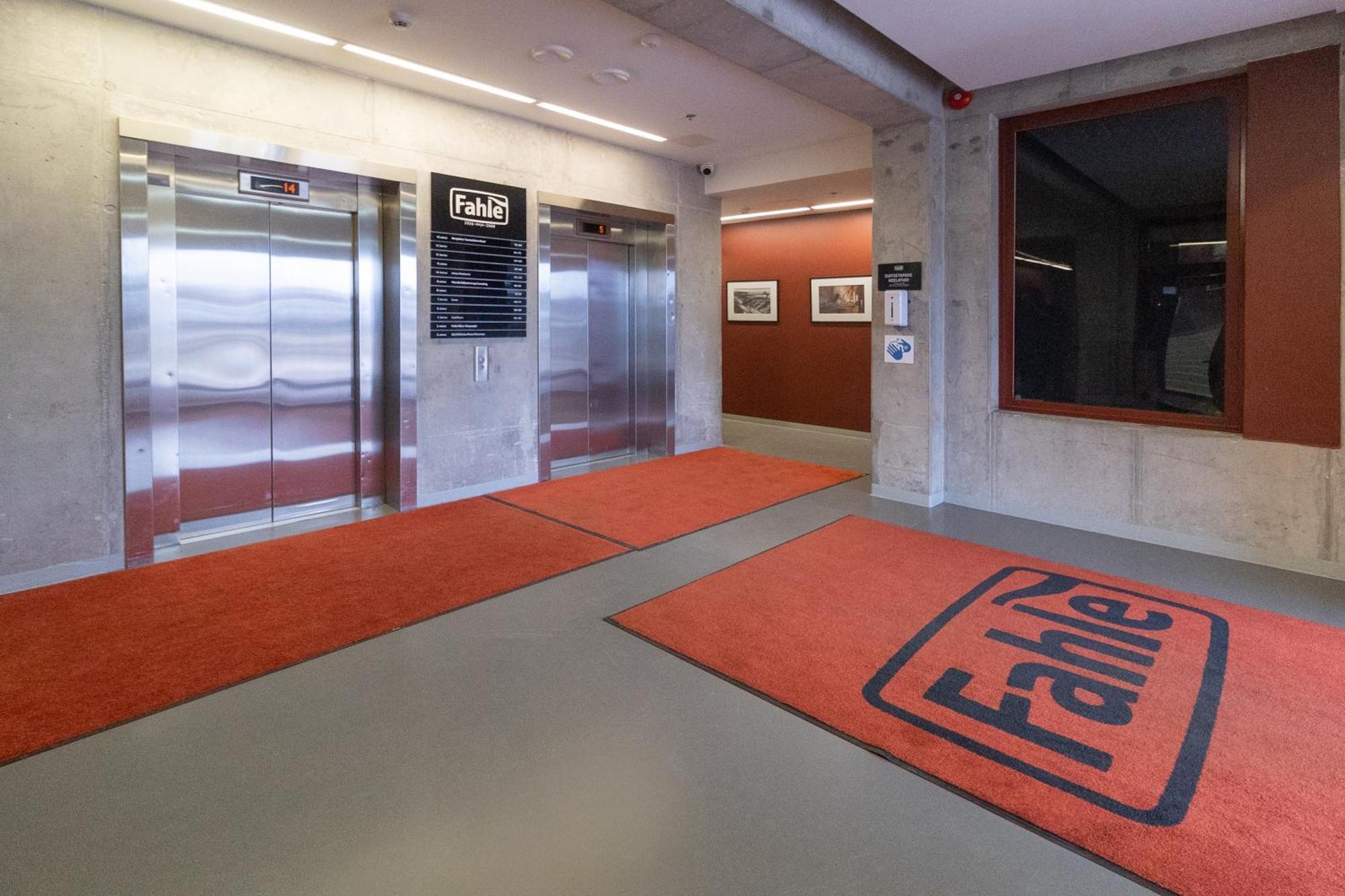 Revalia Fahle Airport Bus-Station Apartments With Best Views Extérieur photo