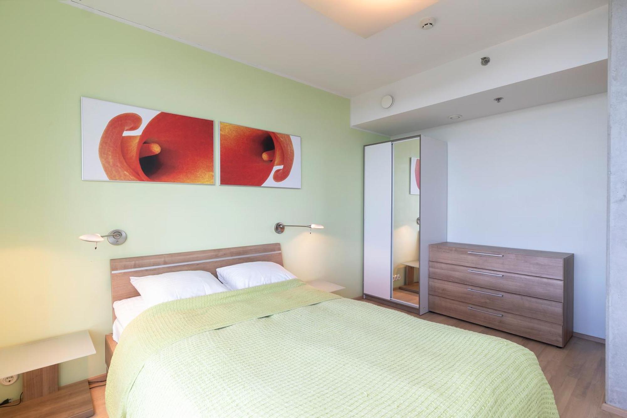 Revalia Fahle Airport Bus-Station Apartments With Best Views Extérieur photo