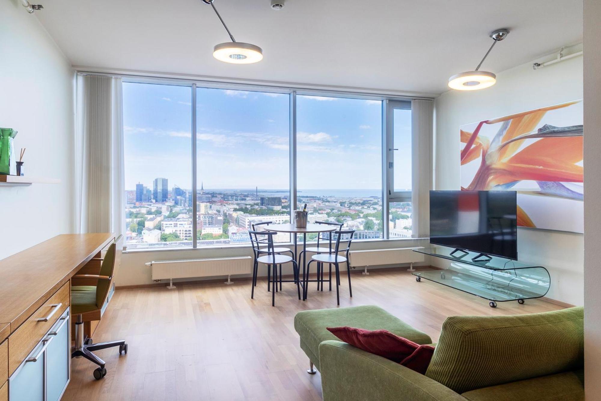 Revalia Fahle Airport Bus-Station Apartments With Best Views Extérieur photo