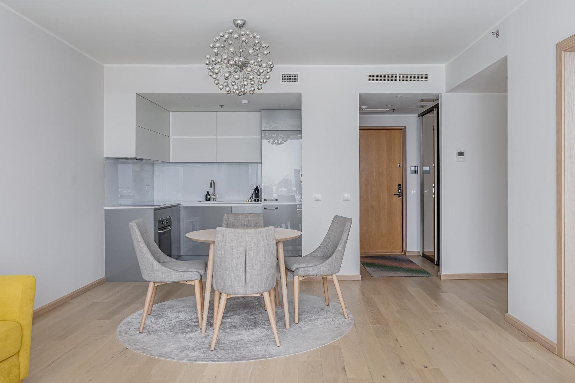 Revalia Fahle Airport Bus-Station Apartments With Best Views Extérieur photo