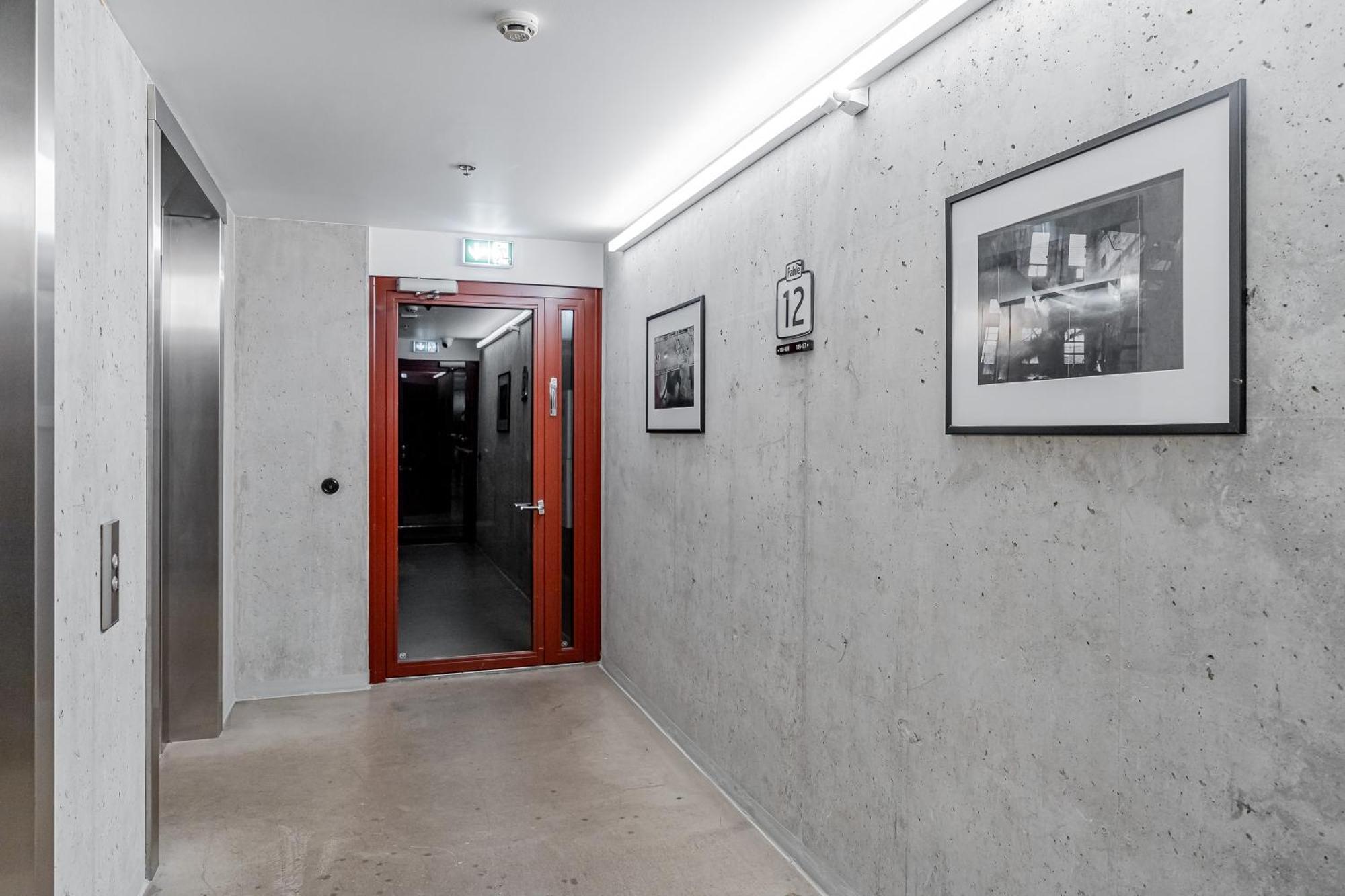 Revalia Fahle Airport Bus-Station Apartments With Best Views Extérieur photo